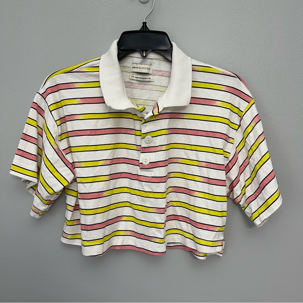Urban outfitters crop tee